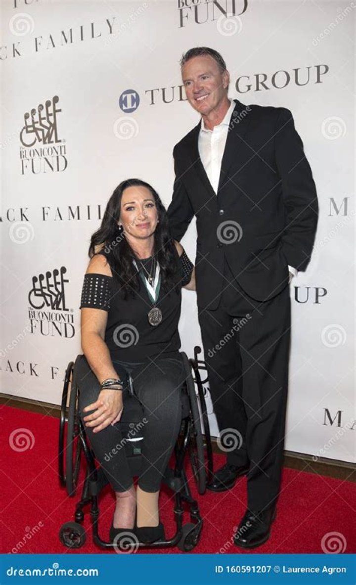 Amy Van Dyken Biography, Age, Height, Husband, Net Worth, Family