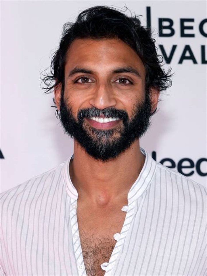 Avi Nash Biography, Age, Height, Wife, Net Worth, Family