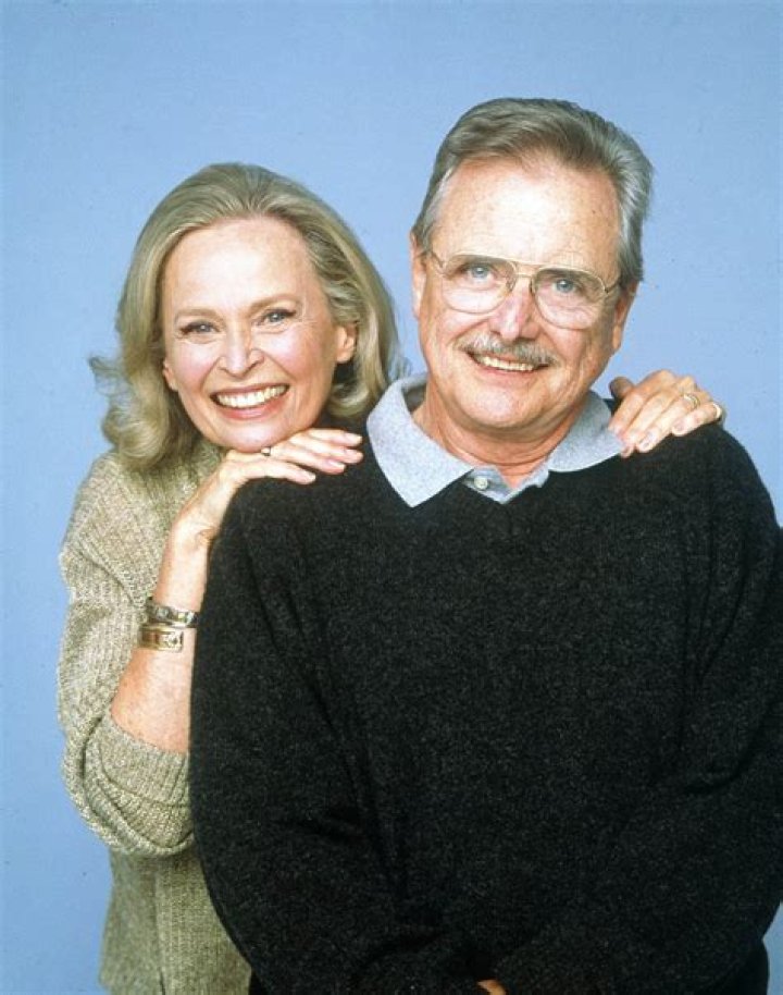 Bonnie Bartlett Biography, Age, Height, Husband, Net Worth, Family