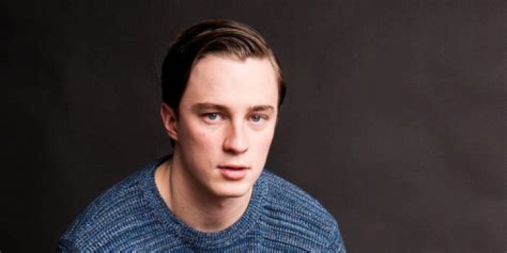 Dan Haren Biography, Age, Height, Wife, Net Worth, Family