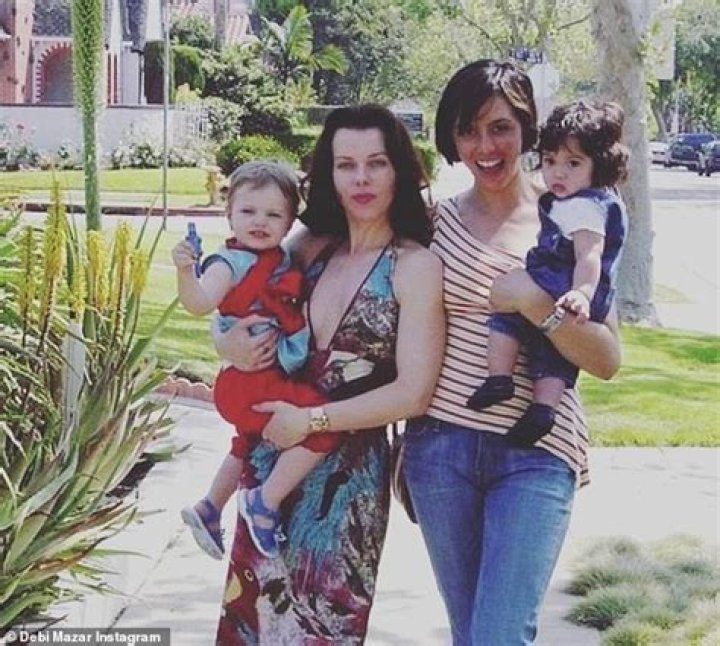 Debi Mazar Biography, Age, Height, Husband, Net Worth, Family