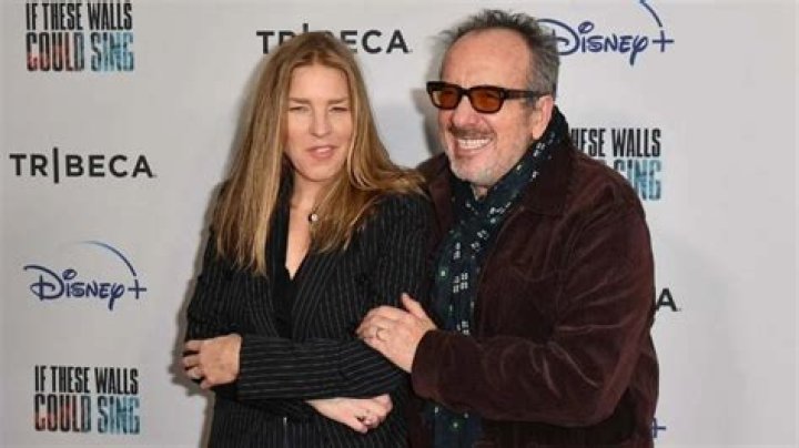 Diana Krall Biography, Age, Height, Husband, Net Worth, Family