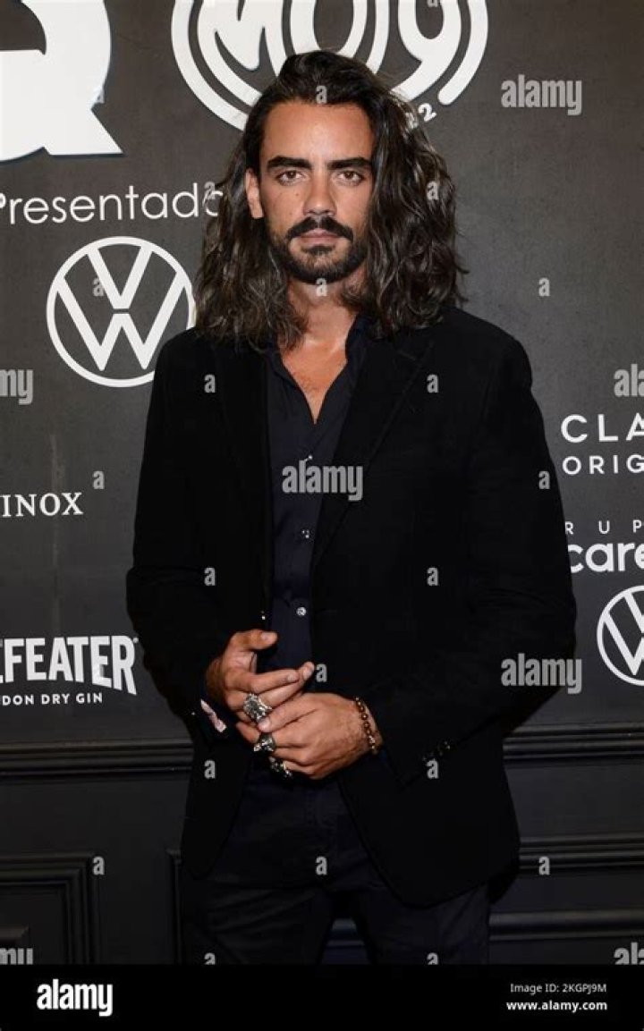 Diego Amozurrutia biografía, edad, altura, esposo, net worth, familia