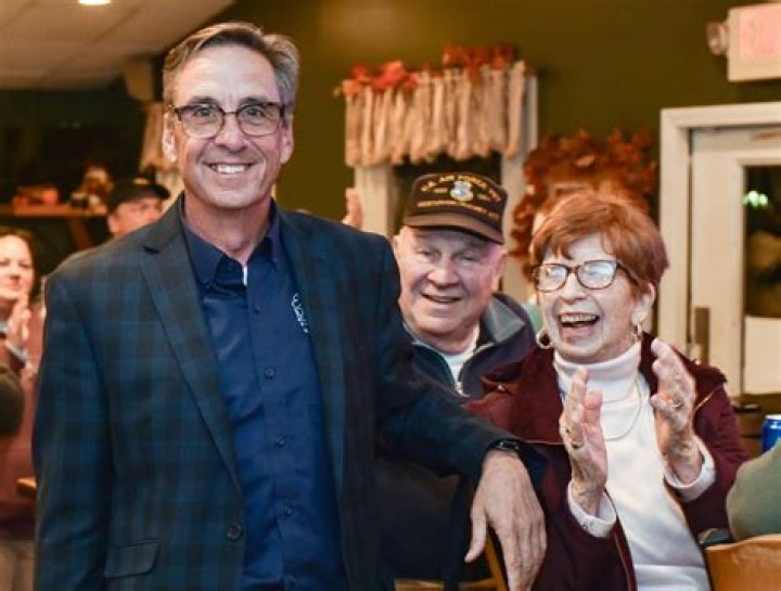 Donald Humason Jr. Biography, Age, Height, Wife, Net Worth, Family