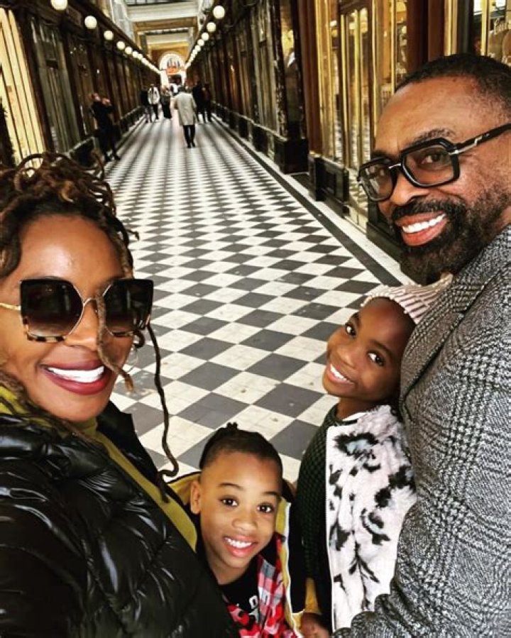 Ernest Dukes Biography, Age, Height, Wife, Net Worth, Family