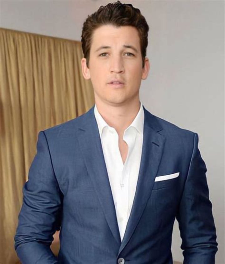 Ezequiel Barco Biography, Age, Height, Wife, Net Worth, Family