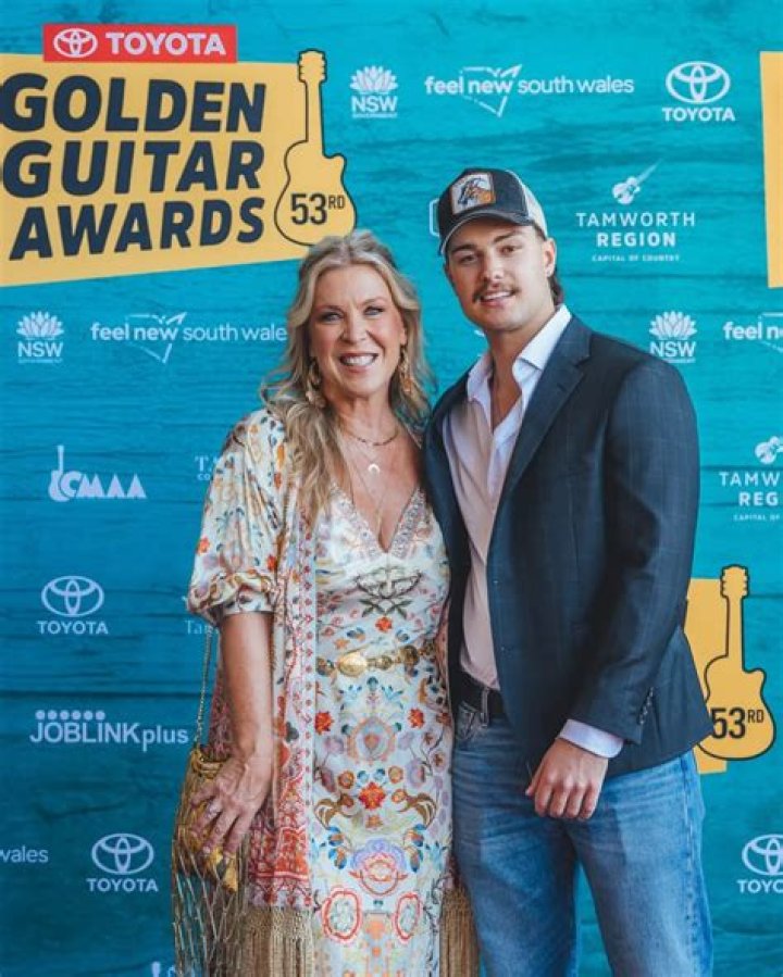 Gina Jeffreys Biography, Age, Height, Husband, Net Worth, Family