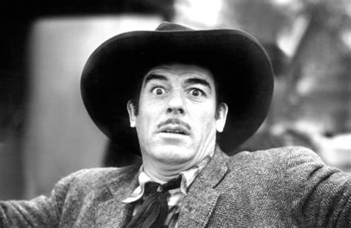 Glenn Strange Biography, Age, Height, Wife, Net Worth, Family