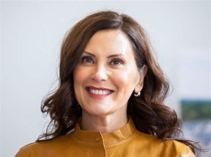 Gretchen Whitmer Biography, Age, Height, Husband, Net Worth, Family