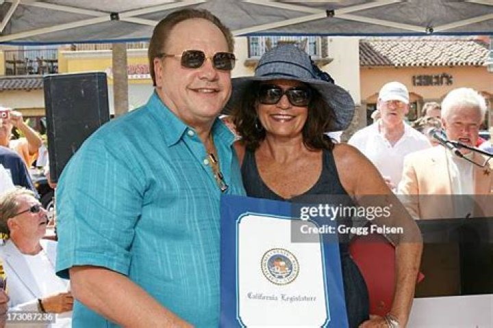 Harry Wayne Casey Biography, Age, Height, Wife, Net Worth, Family