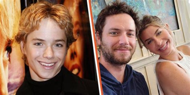 Jeremy Sumpter Biography, Age, Height, Wife, Net Worth, Family