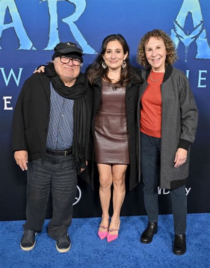 Karla DeVito Biography, Age, Height, Husband, Net Worth, Family