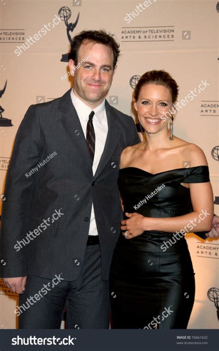 Paul Adelstein Biography, Age, Height, Wife, Net Worth, Family
