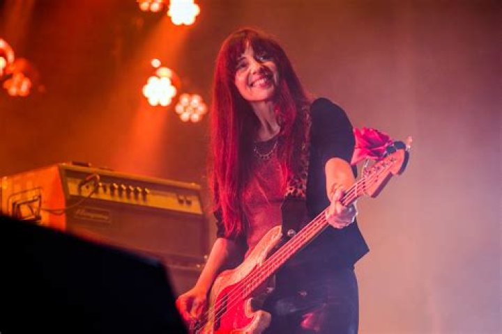 Paz Lenchantin Biography, Age, Height, Husband, Net Worth, Family