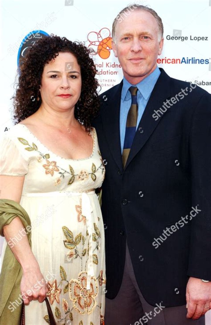 Ron Rolston Biography, Age, Height, Wife, Net Worth, Family