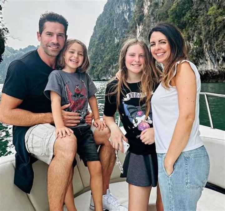 Sam Adkins Biography, Age, Height, Wife, Net Worth, Family