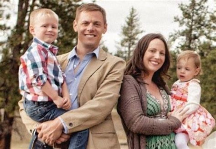 Steven Rinella Biography, Age, Height, Wife, Net Worth, Family