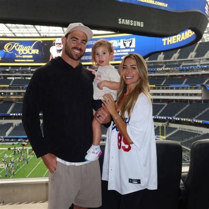 Tyler Higbee Biography, Age, Height, Wife, Net Worth, Family