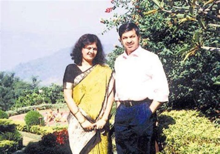 Vijay Salaskar Biography, Age, Height, Wife, Net Worth, Family