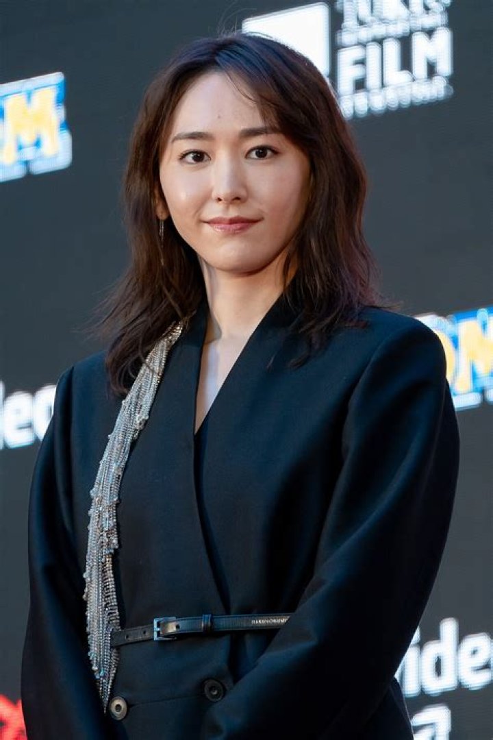 Yui Aragaki Biography, Age, Height, Husband, Net Worth, Family